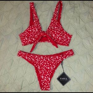 NWT bikini set size small (4)